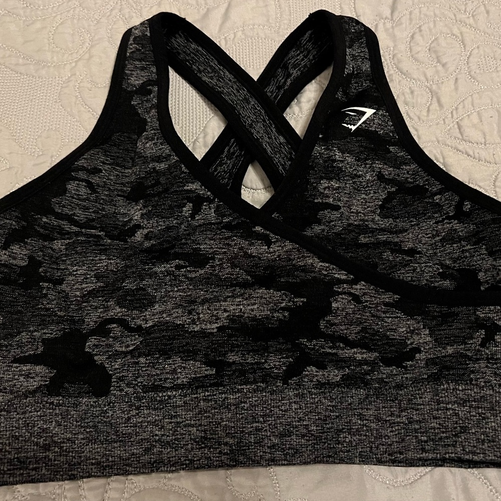 Gynshark Adapt Camo Seamless Sports Bra